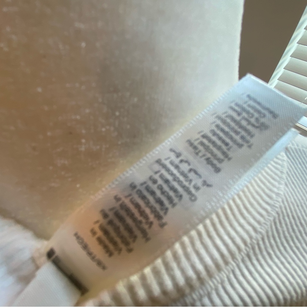 SKIMS Cream Ribbed Top - Picture 6 of 6